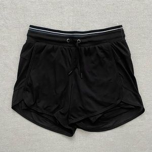AVIA WOMENS BLACK ATHLETIC SHORTS W UNDER LINER NWOT